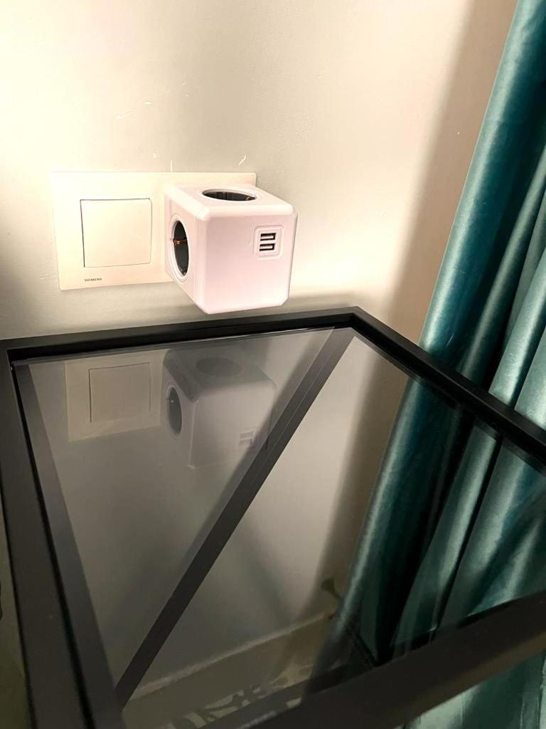 Esmeralda Apartment With Free Private Underground Parking Valensiya Dış mekan fotoğraf